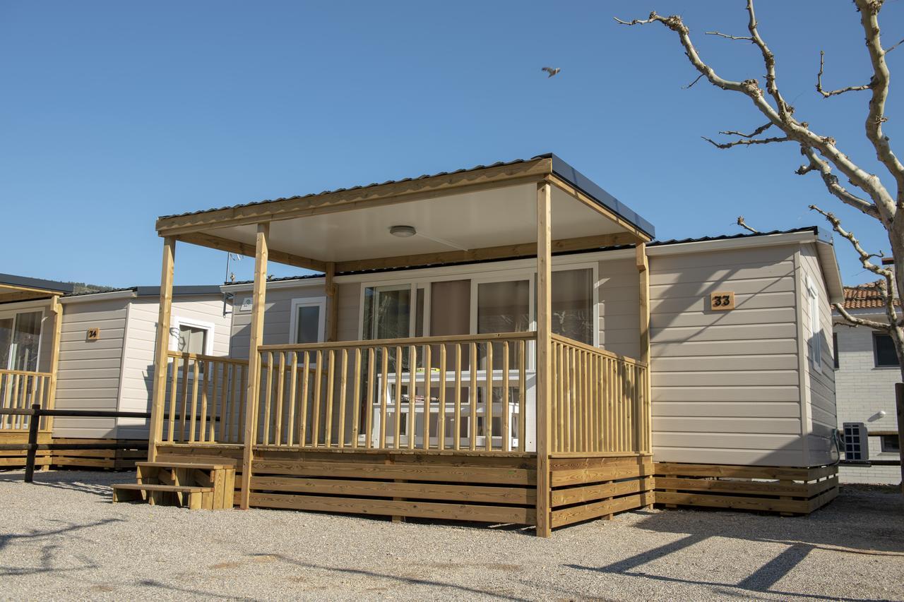 La Noguera Camping Sant Llorenc de Montgai Екстер'єр фото